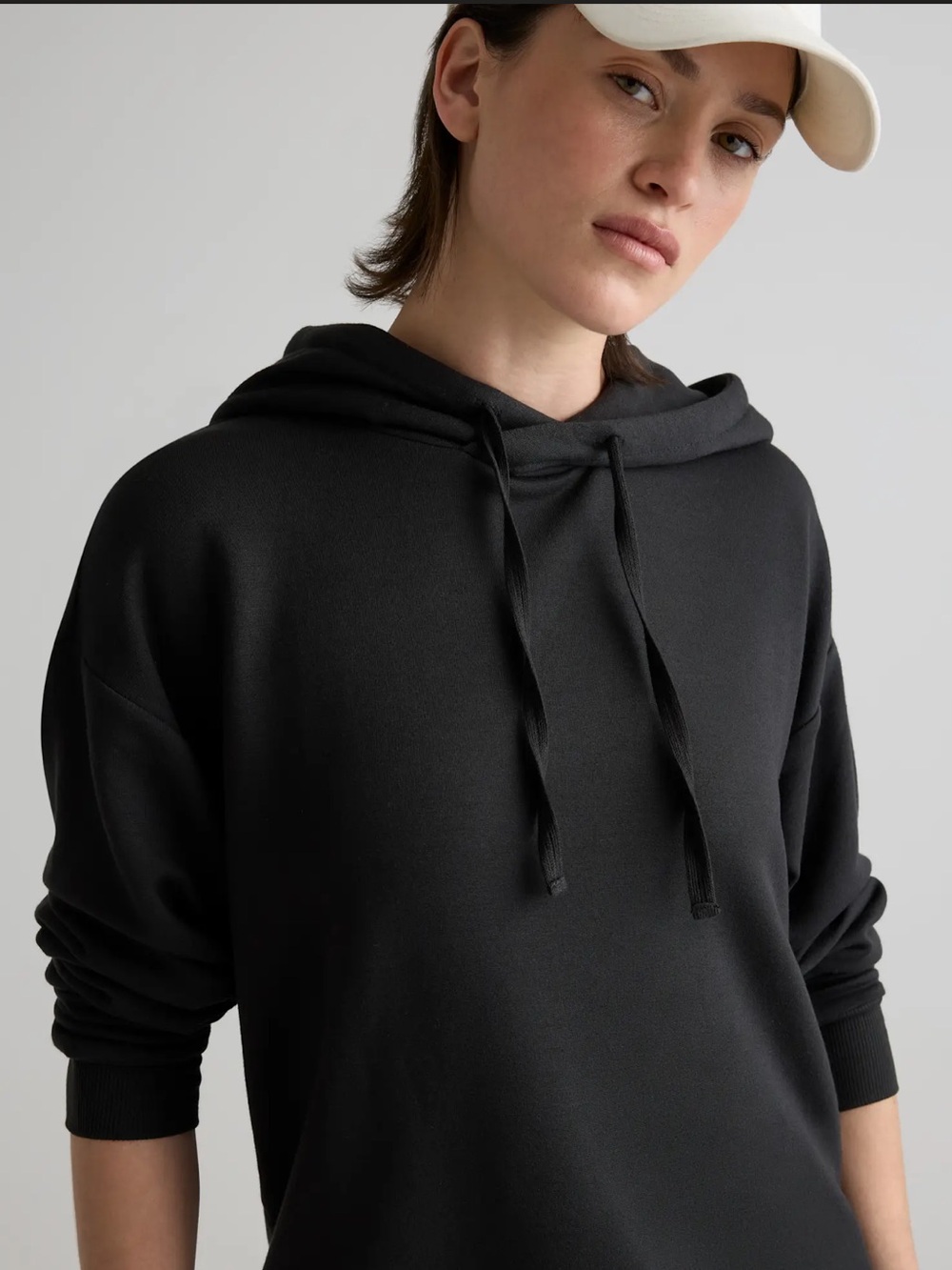 Quince Black Hooded Sweatshirt M
